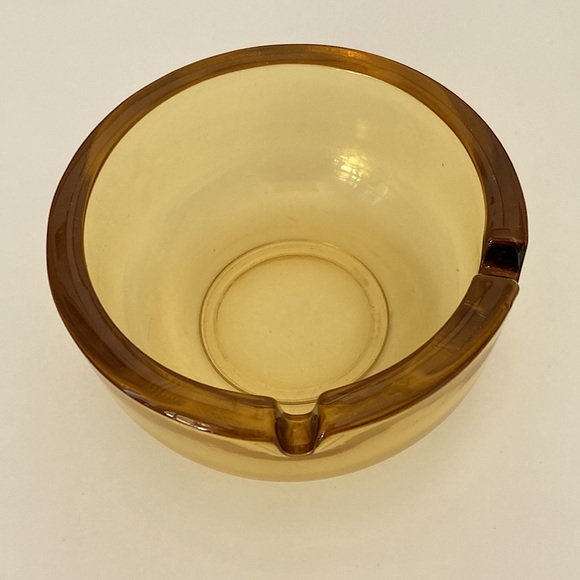 Vintage Amber Glass Small Ashtray Coin Dish Trinket Smooth Rounded shape - Picture 6 of 10